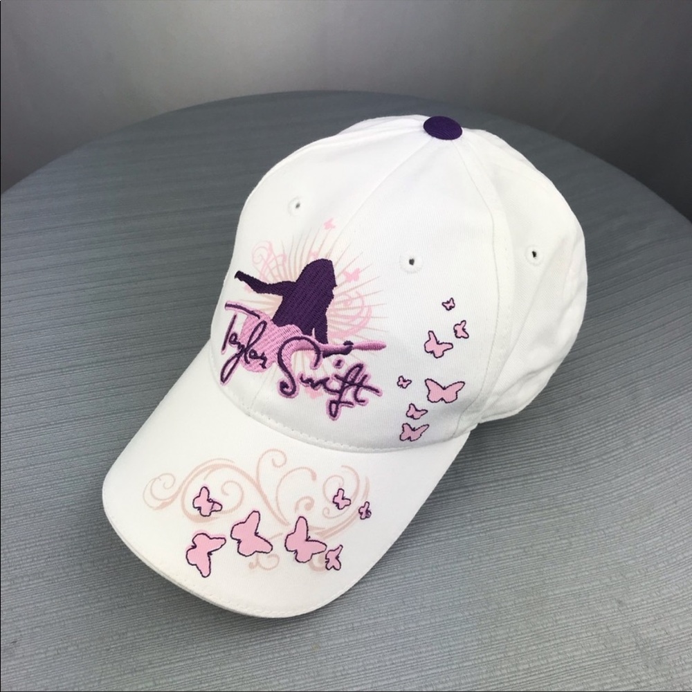 ISO taylor swift baseball cap